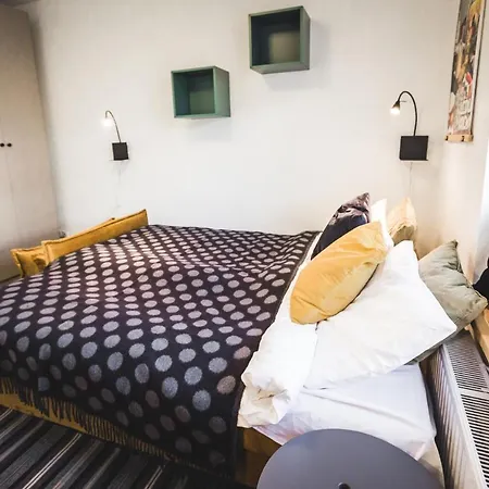 Apartment Bearsleys Knights Riga