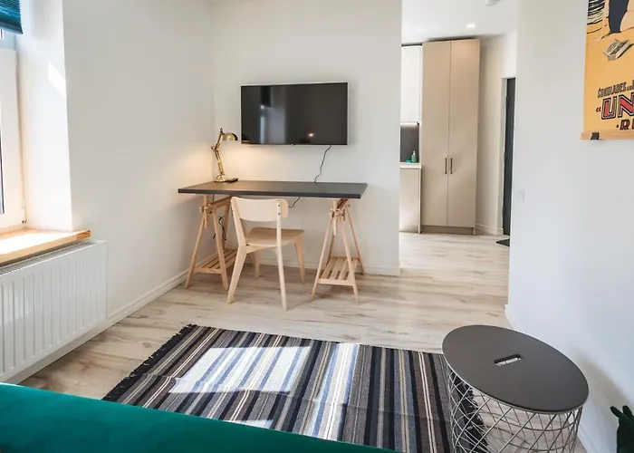 Bearsleys Knights Apartment