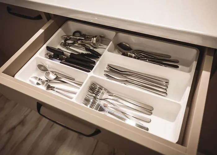 Bearsleys Knights Apartment