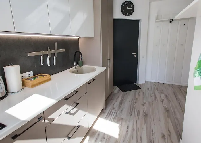 Bearsleys Knights Apartment