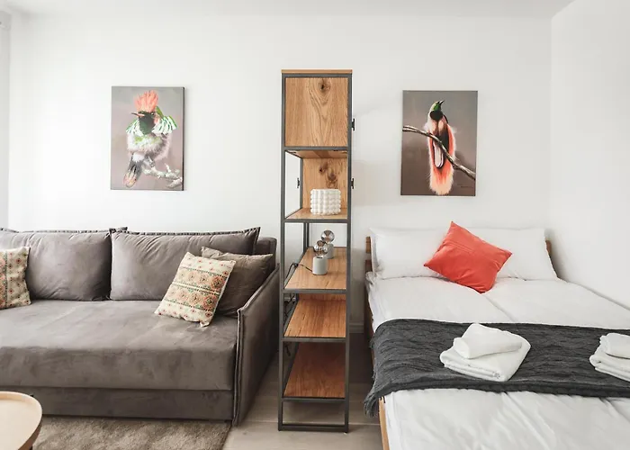 Apartment Bearsleys Knights *